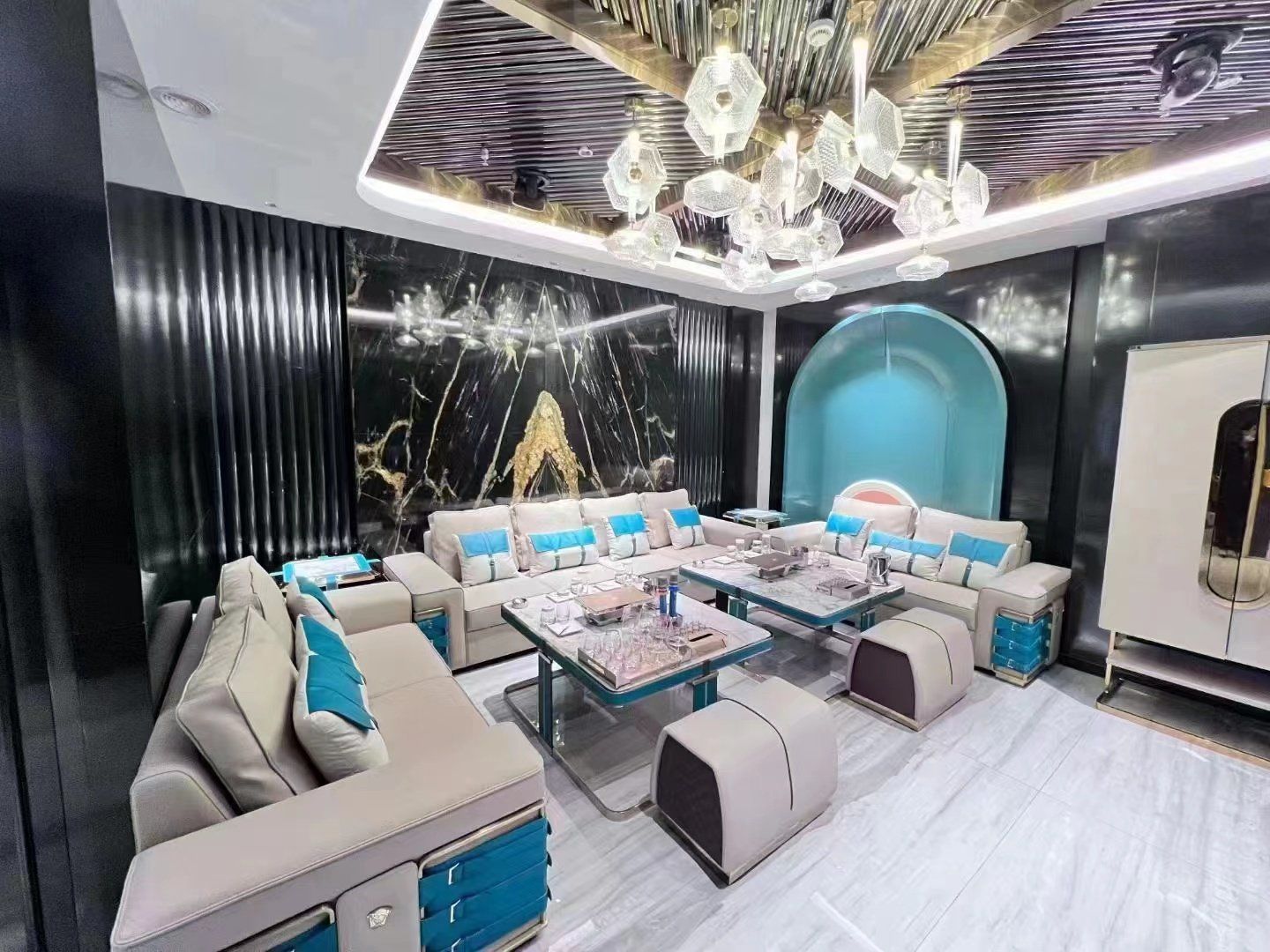 保山商务ktv哪里有商务ktv推荐-龙陵县ktv预定